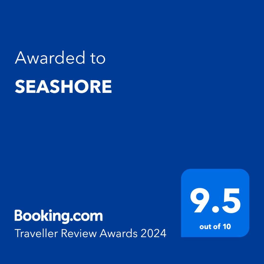 Seashore Apartament *